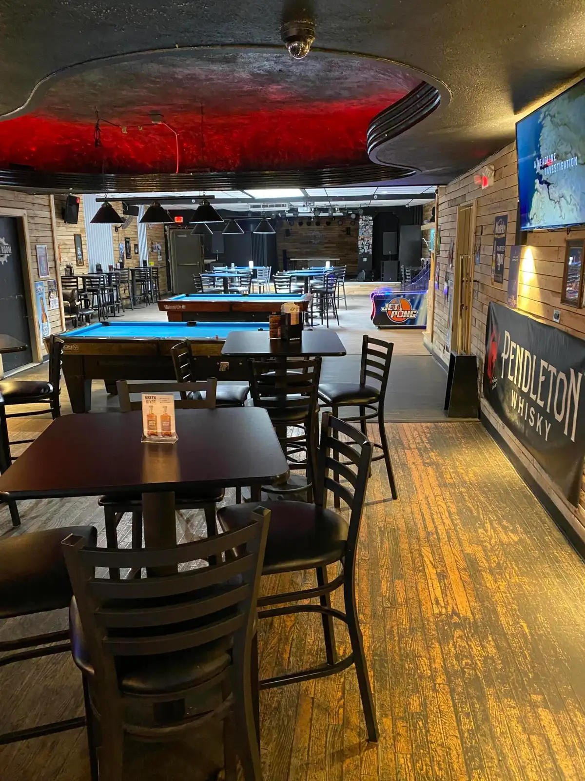 Iron Well Bar image 7