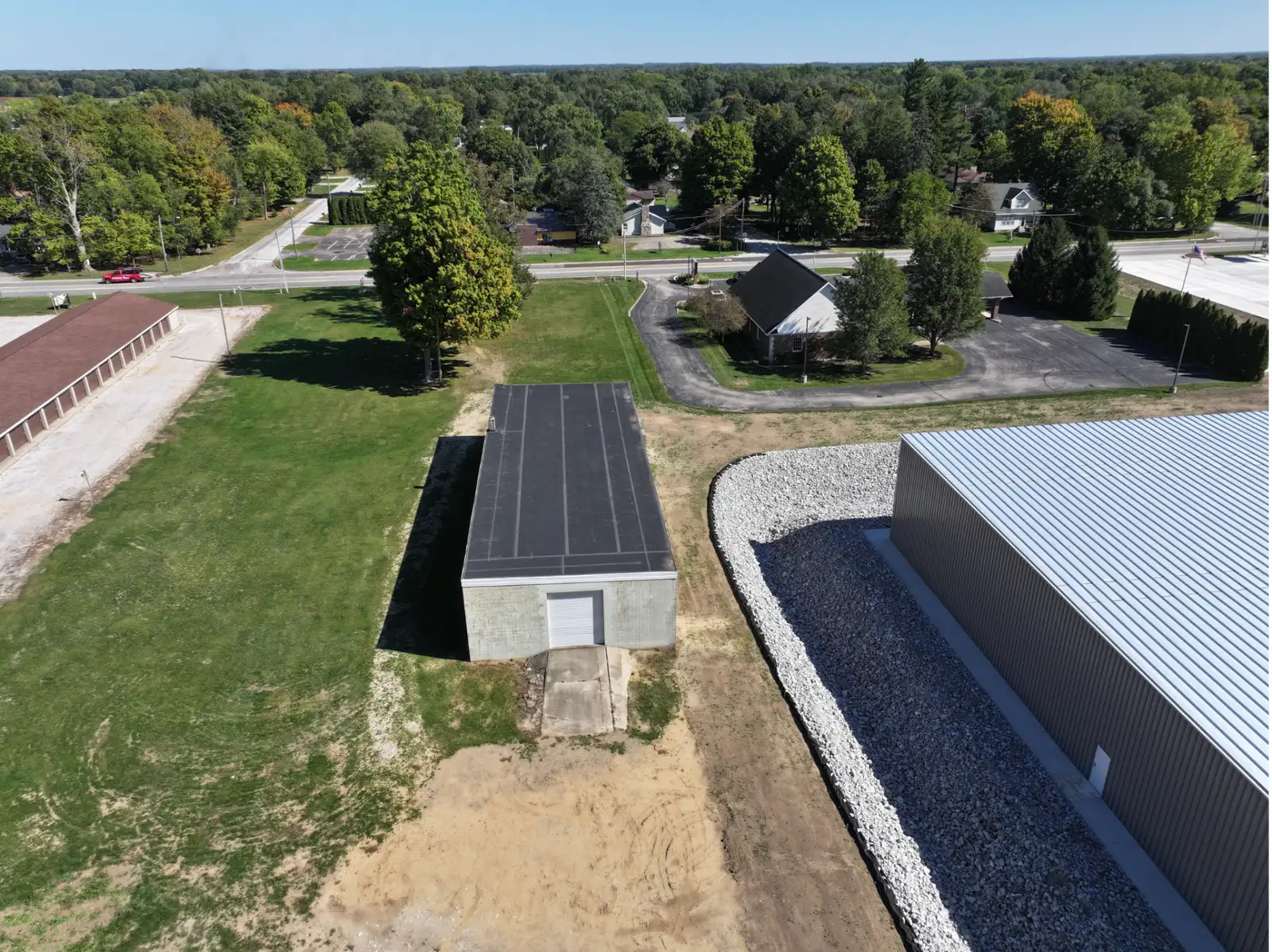 57582 N Main St image 22