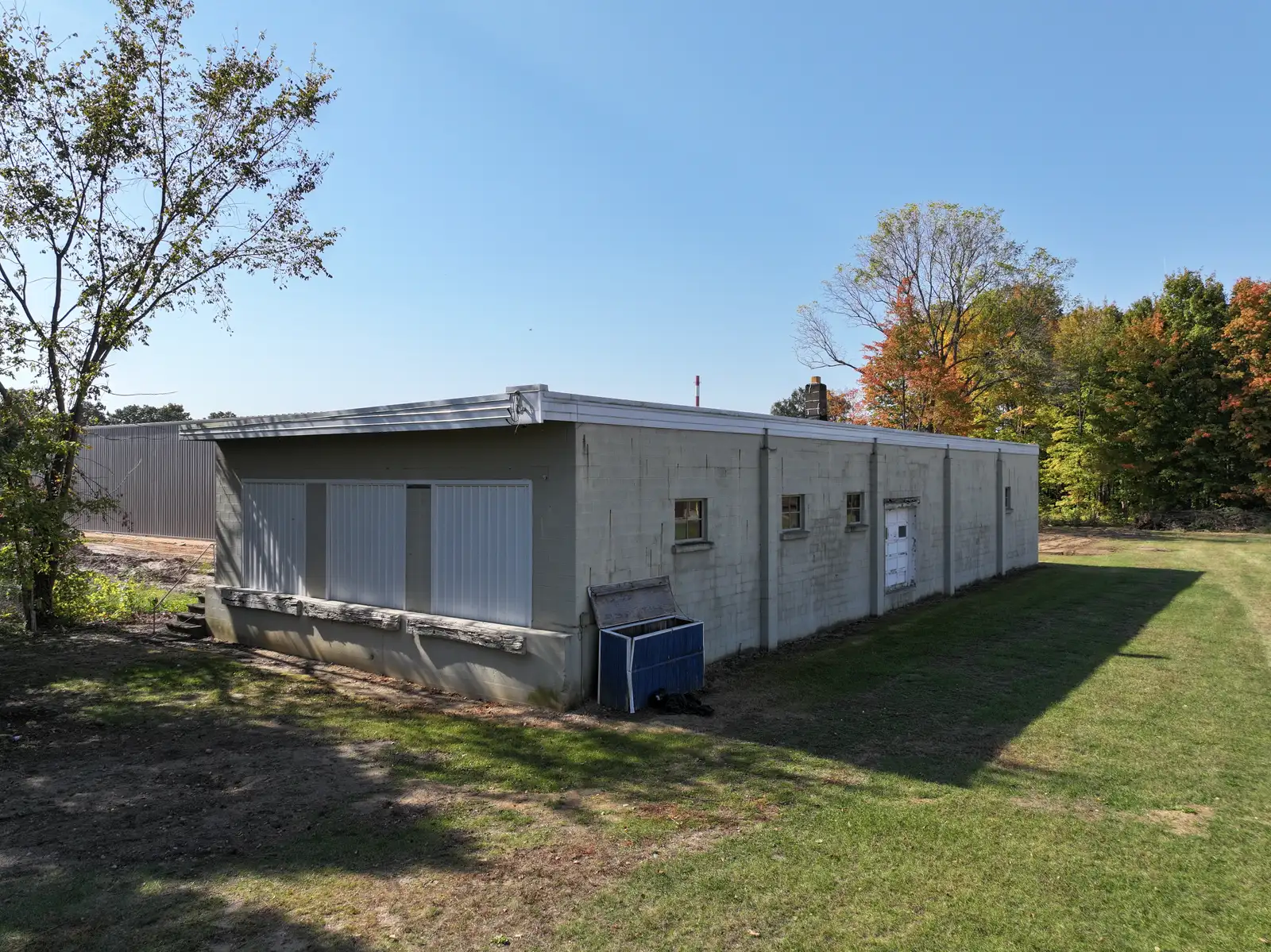 57582 N Main St image 1