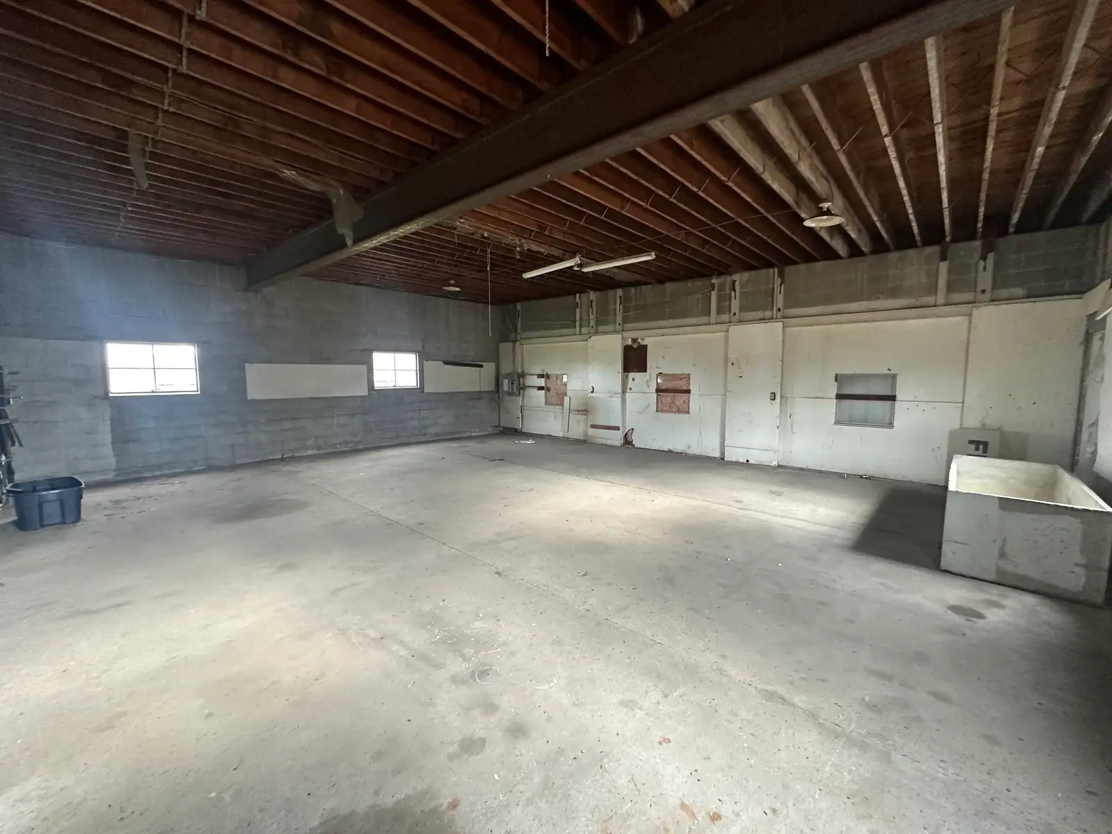 57582 N Main St image 16