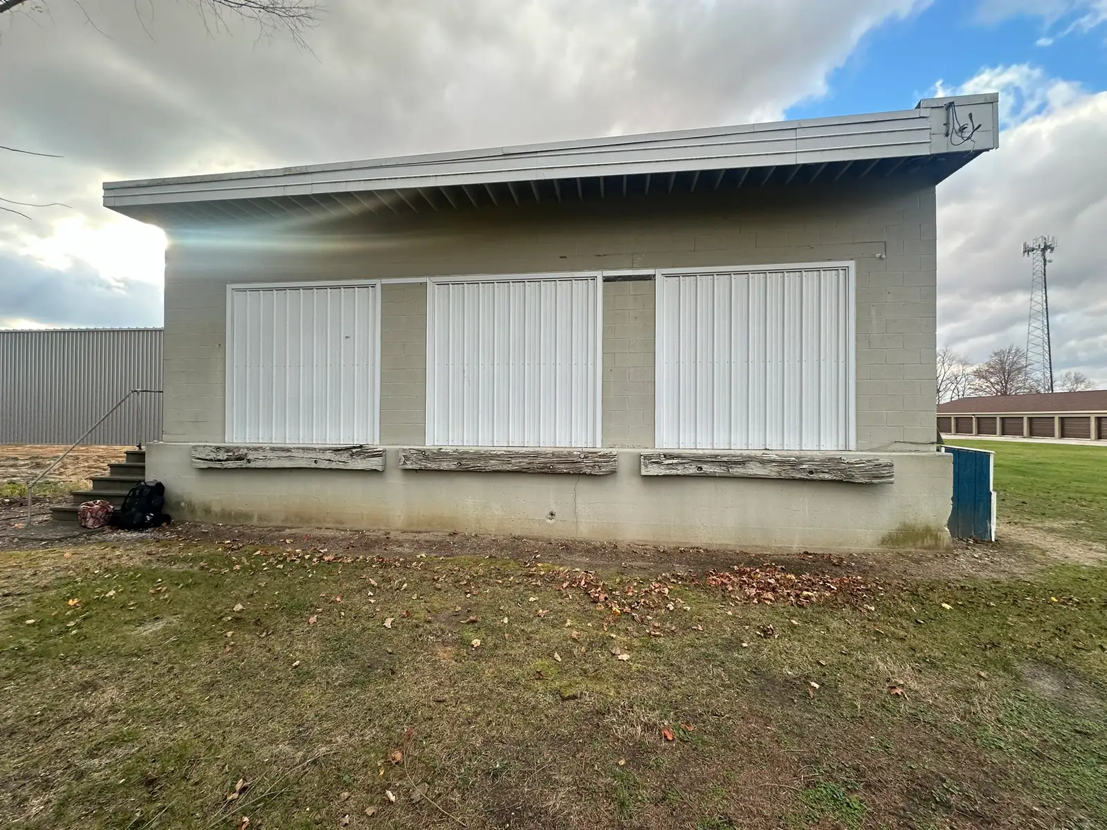 57582 N Main St image 9