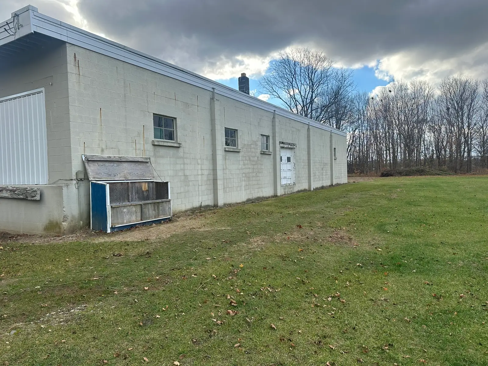 57582 N Main St image 6