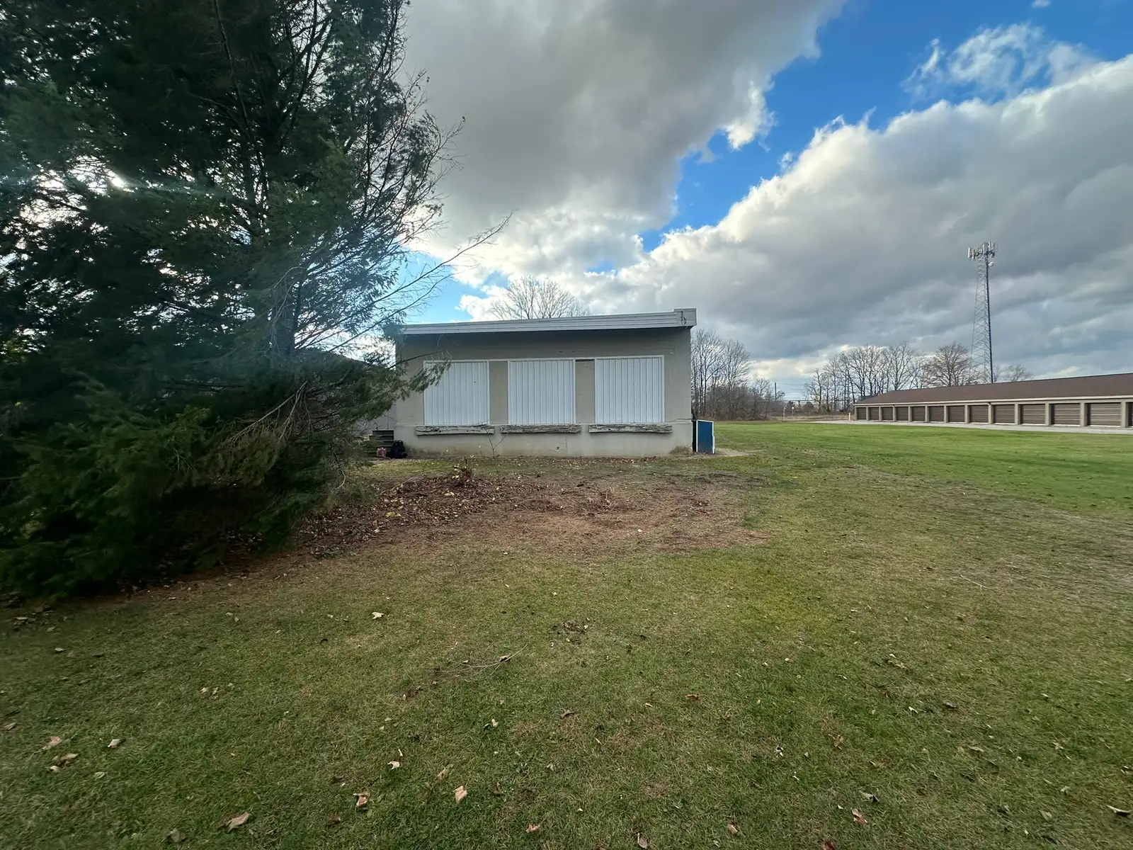 57582 N Main St image 10