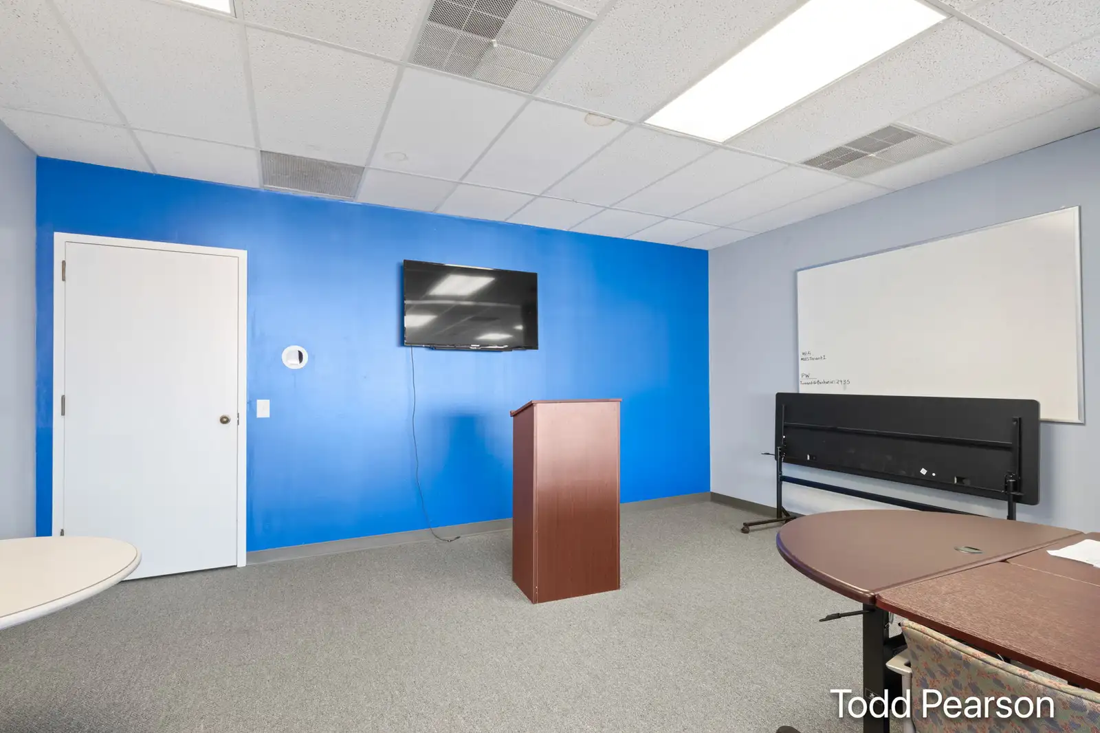 2935 Buchanan Ave SW image 32