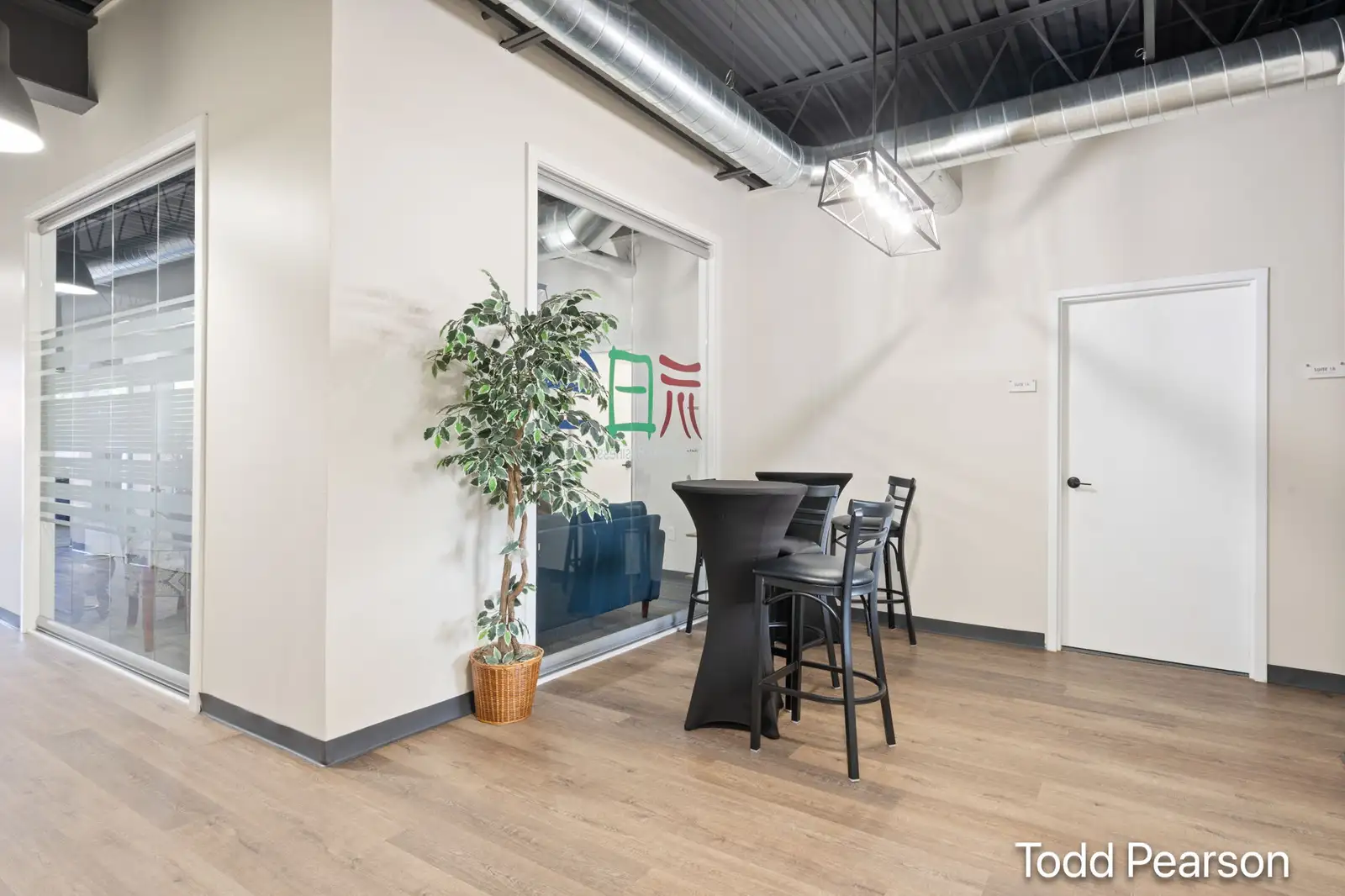 2935 Buchanan Ave SW image 22