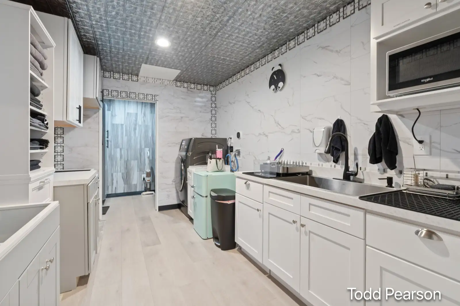 2935 Buchanan Ave SW image 54