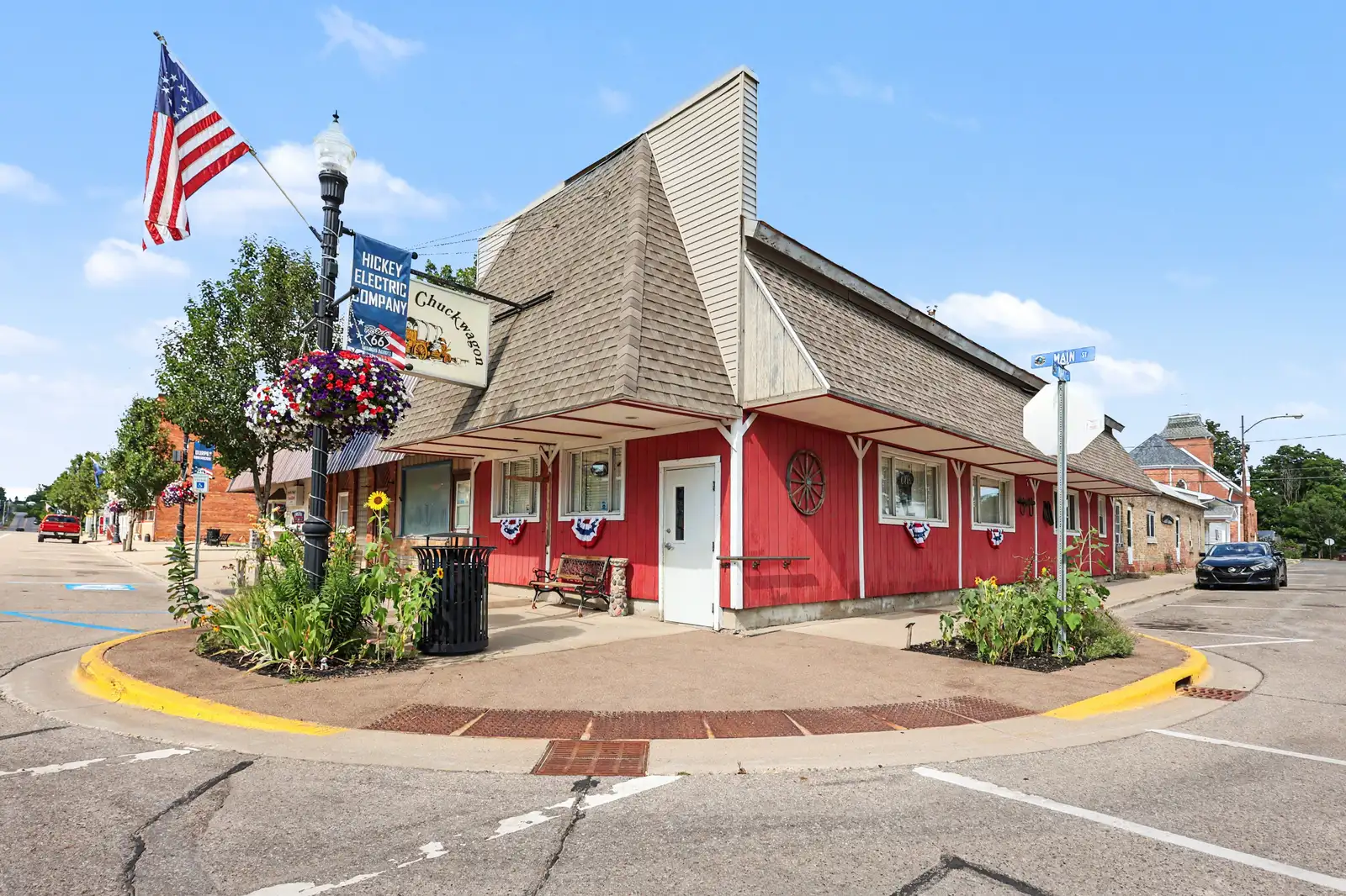 202 N Main St, Nashville, MI 49073