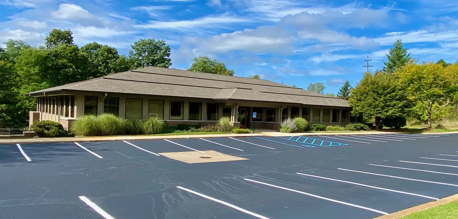 Ada Office Suite - 1,805 SF image 1