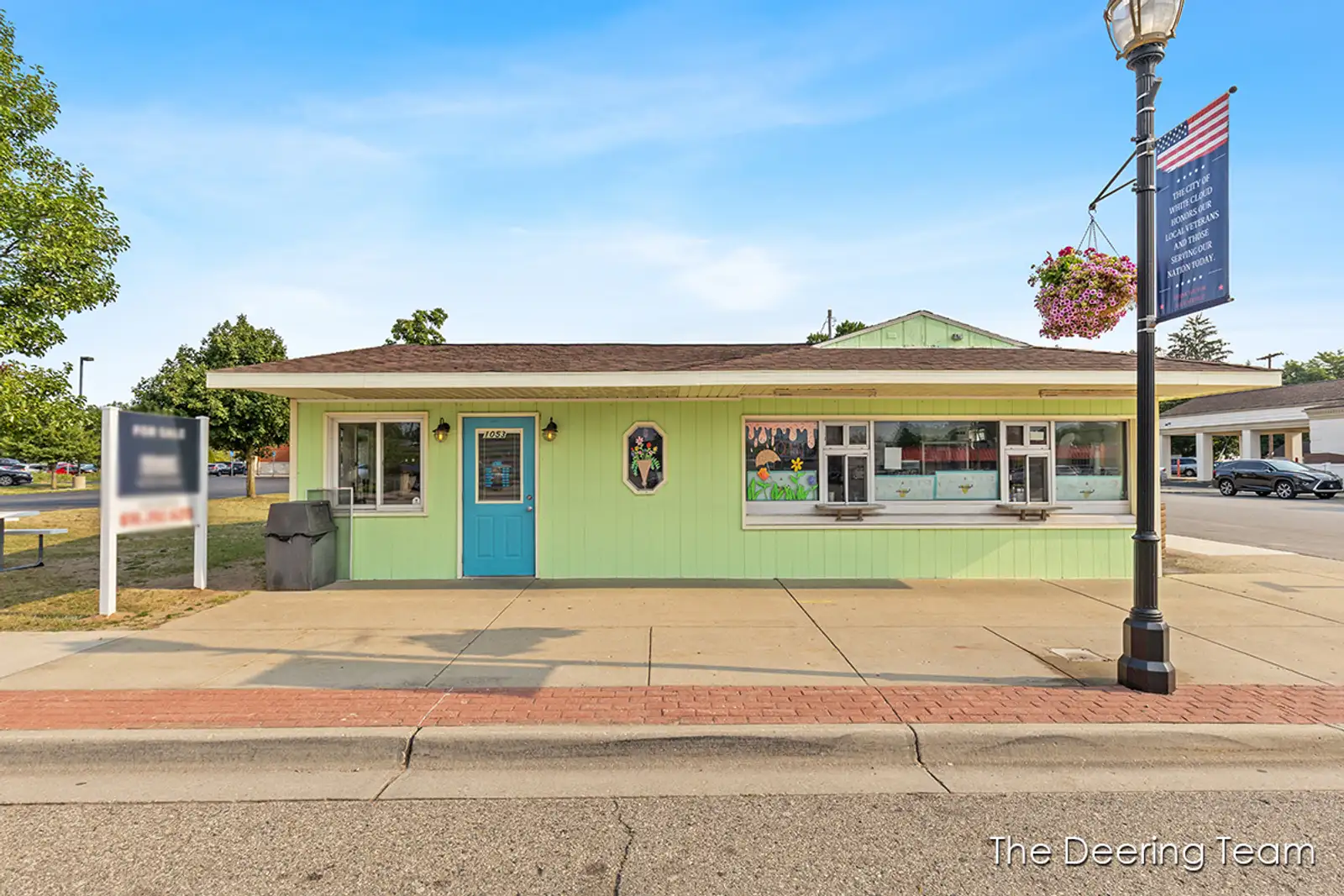 1053 E Wilcox Ave - TWO Prime Locations! image 1