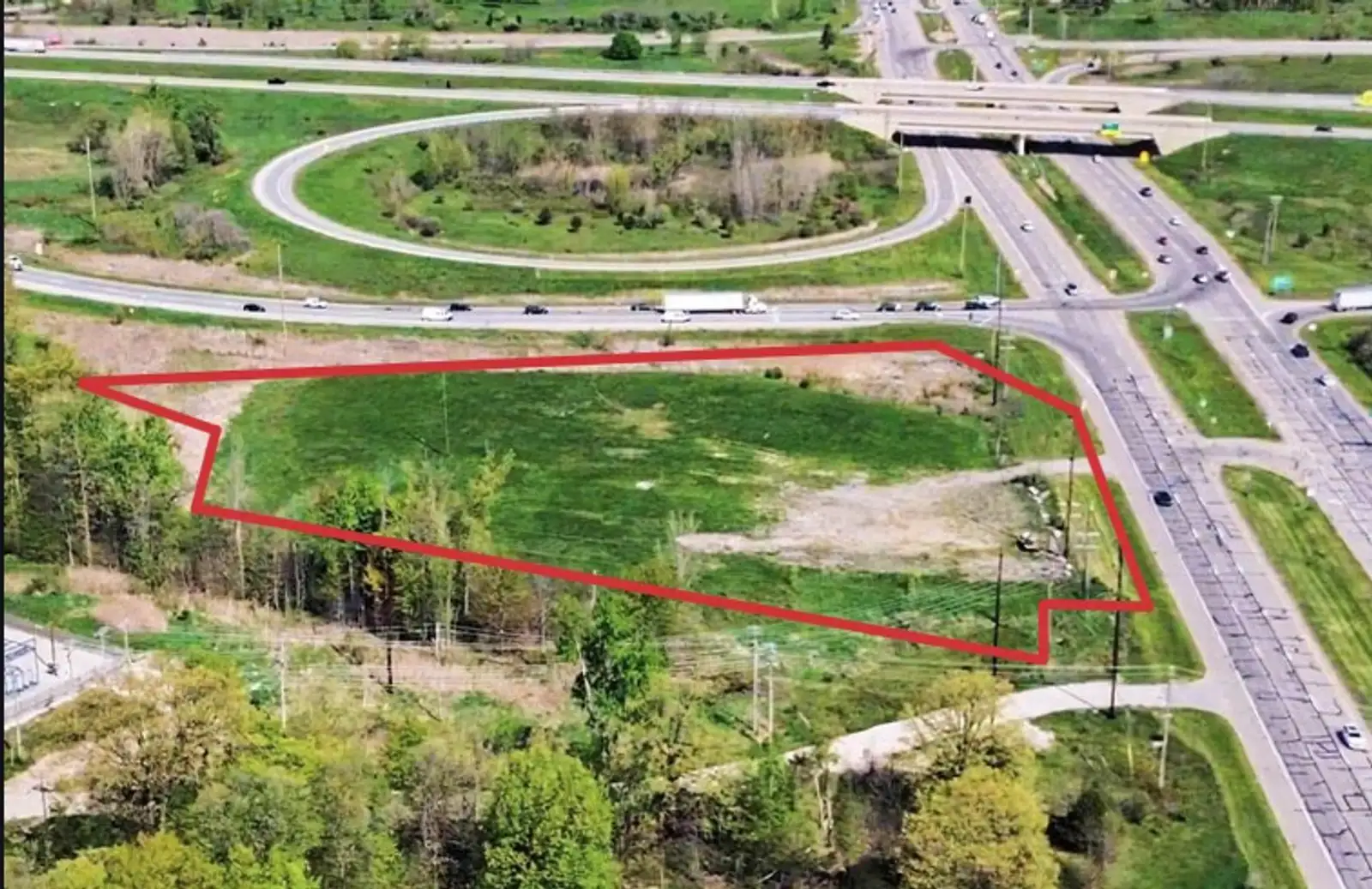 6367 Broadmoor Ave SE, Caledonia, MI 49316