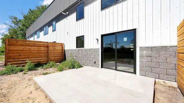 View image 12
