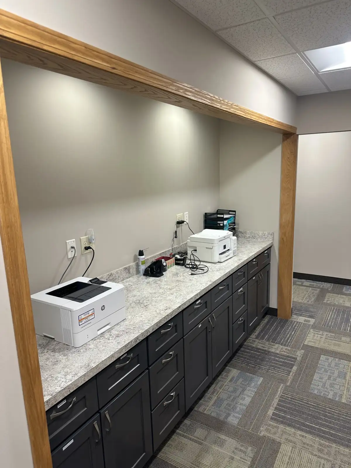 Move-In-Ready With 10 Private Offices image 4