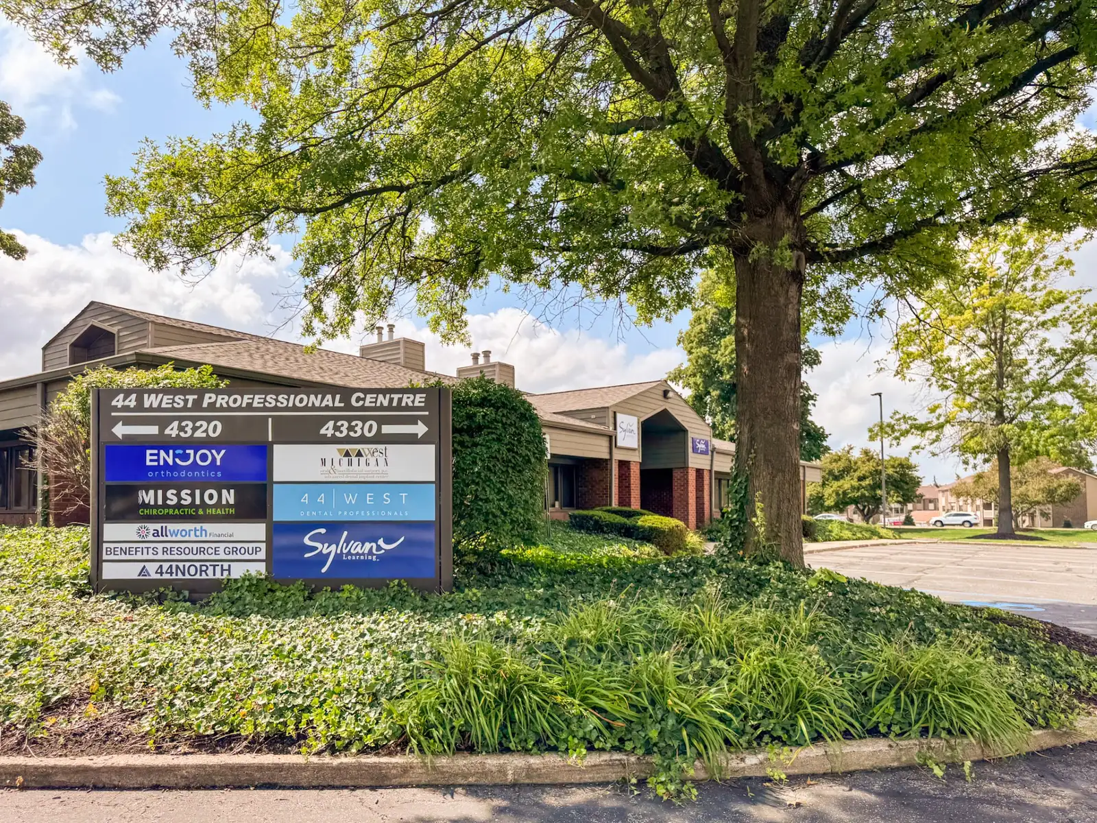 Grandville Office Condo image 3