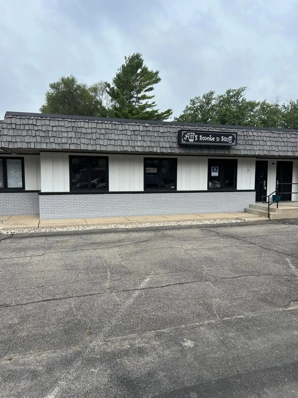 601 S Beacon Blvd, Grand Haven, MI 49417