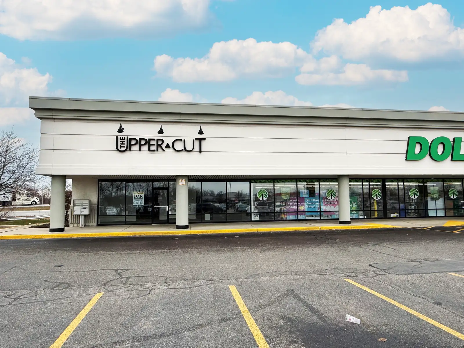 End Cap Space- Grocery Anchored Center image 1