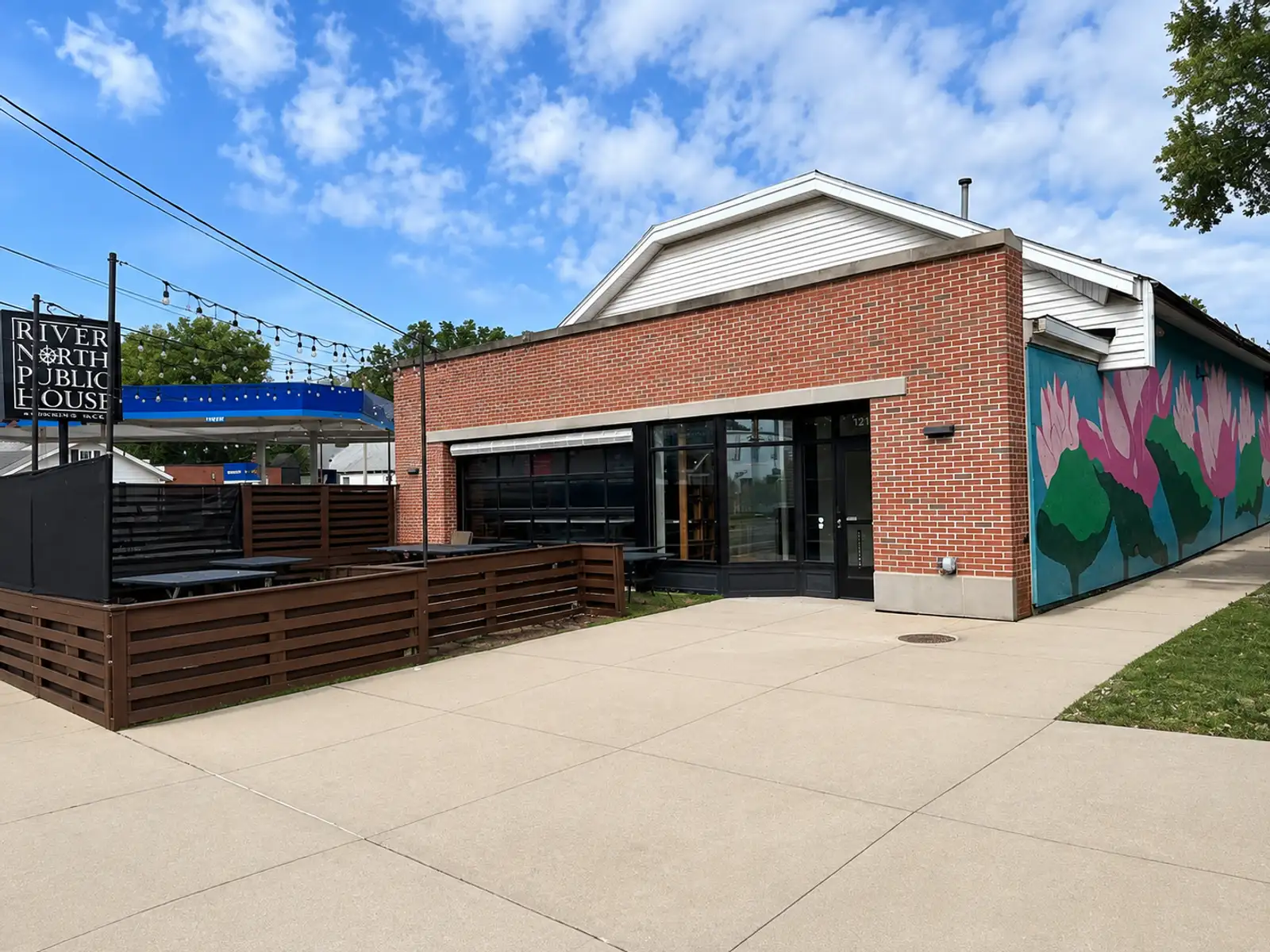2115 Plainfield Ave NE image 1