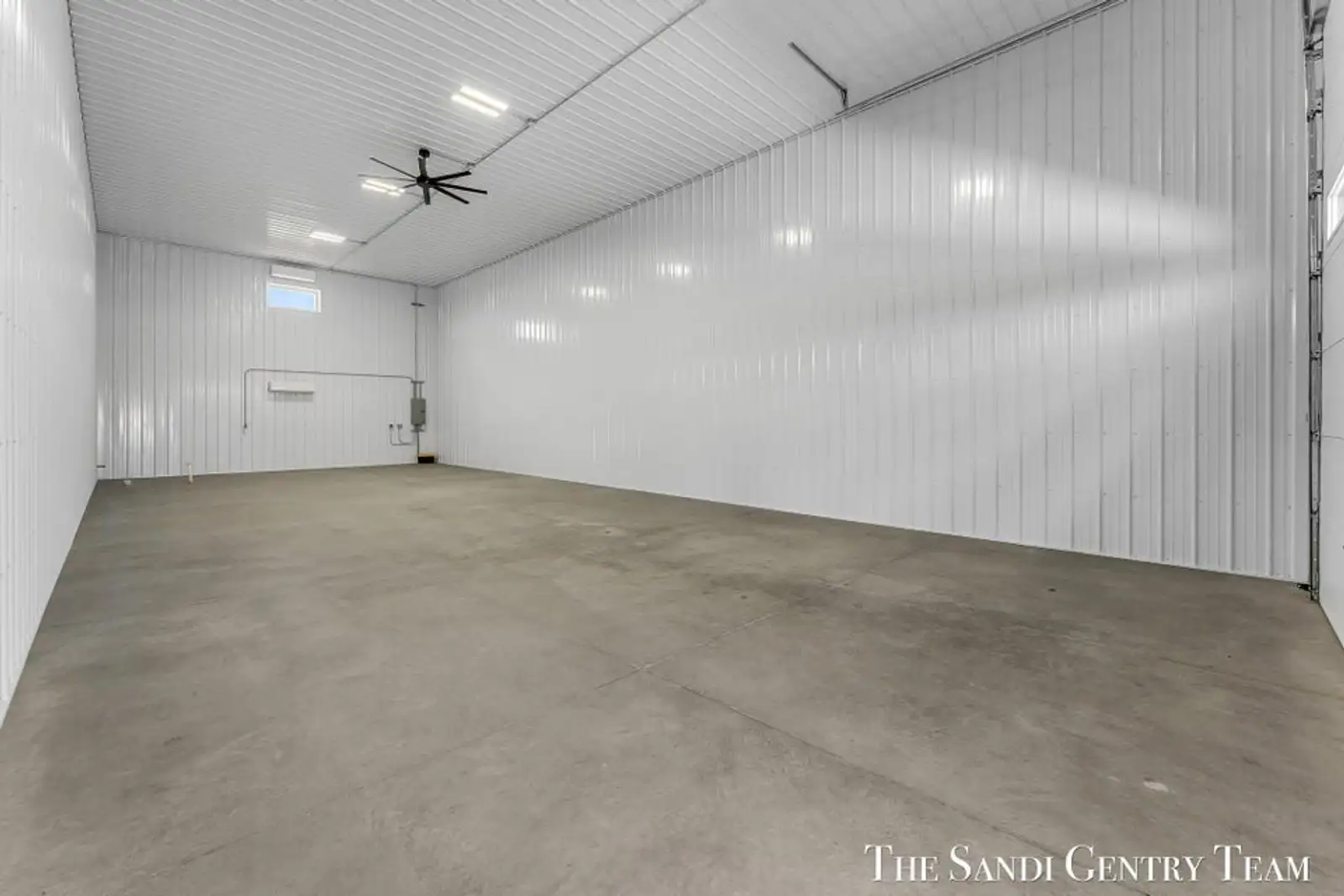 2695 Hein Rd D-2 image 3