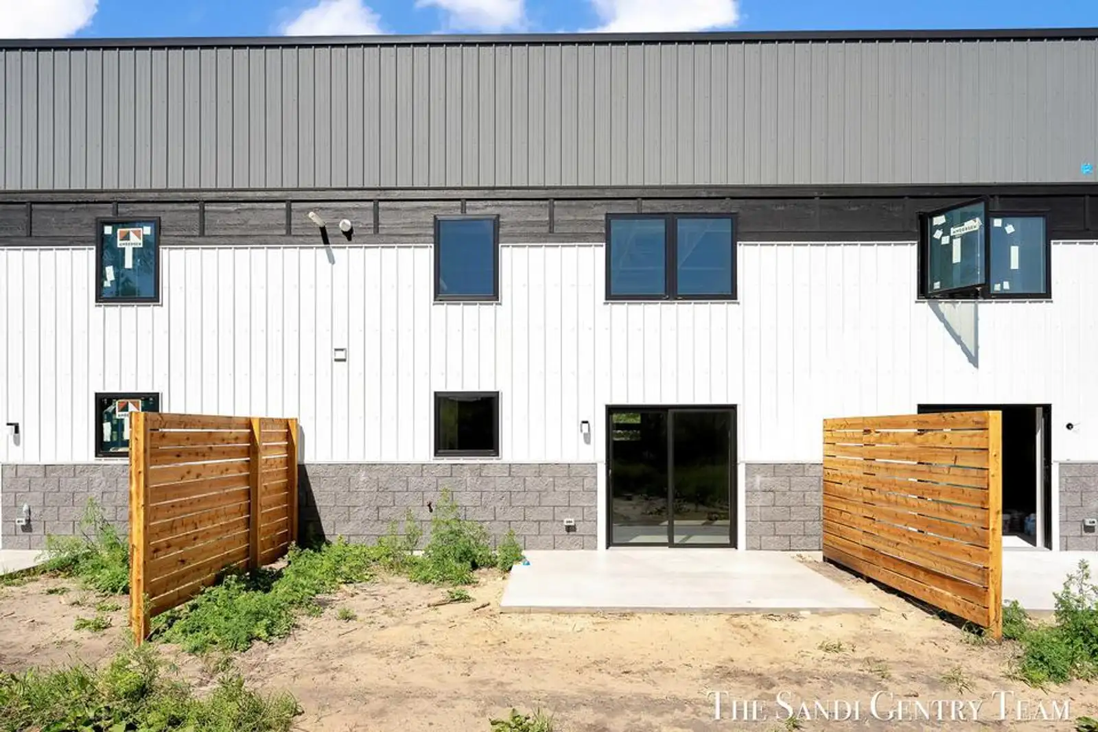 1500 Kooiman Ave 9 image 11
