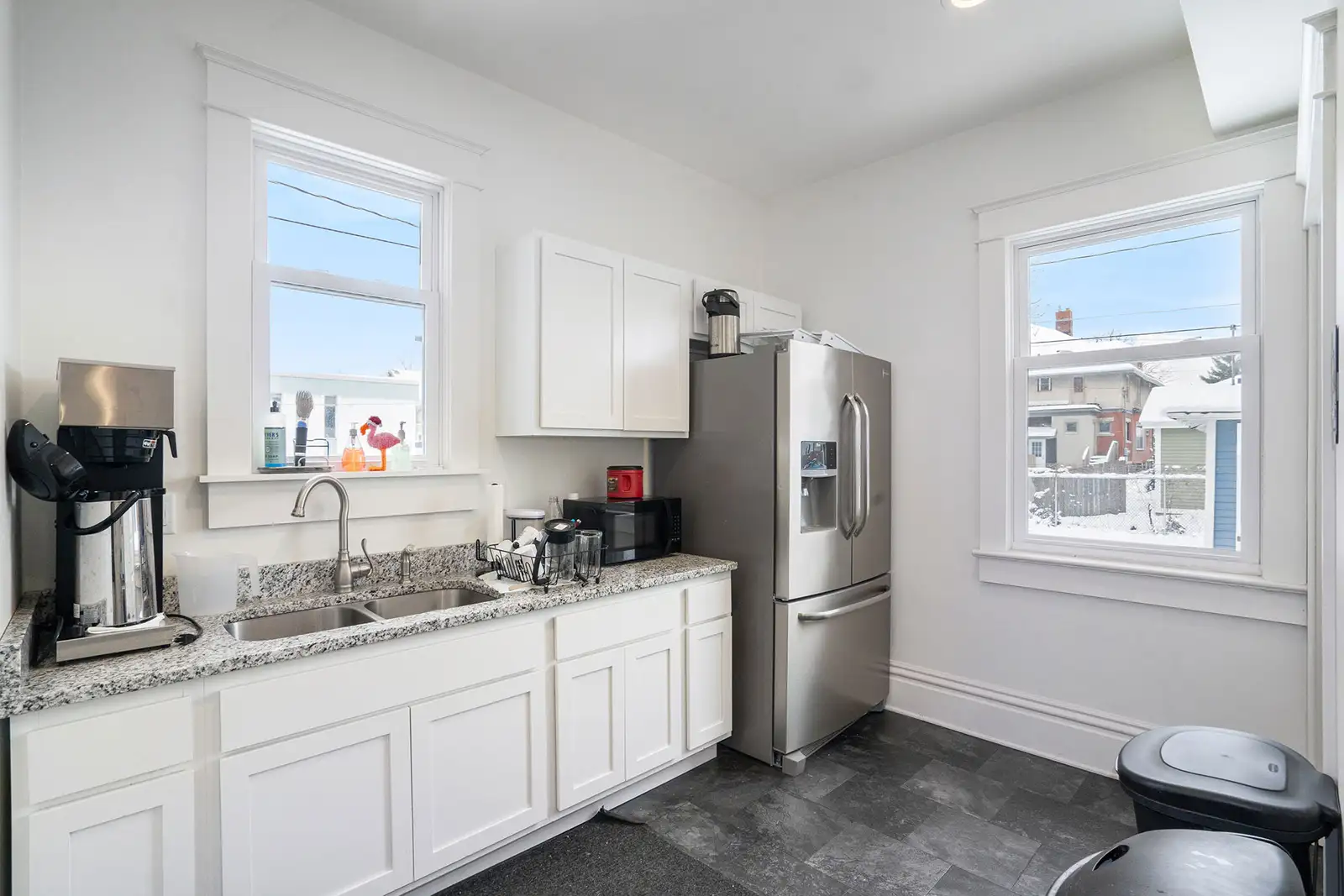 1422 Wealthy St SE image 9