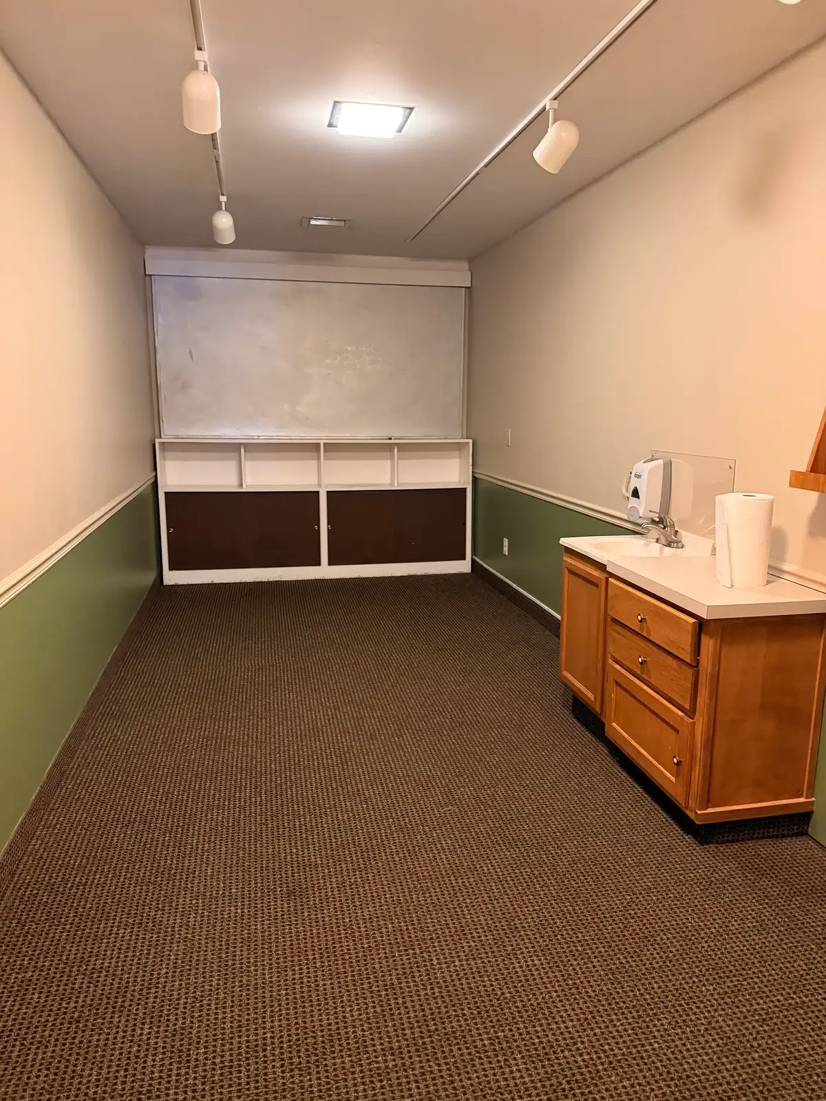 38 N Union St image 10