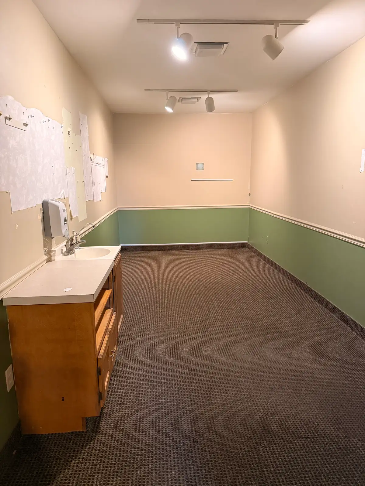 38 N Union St image 8