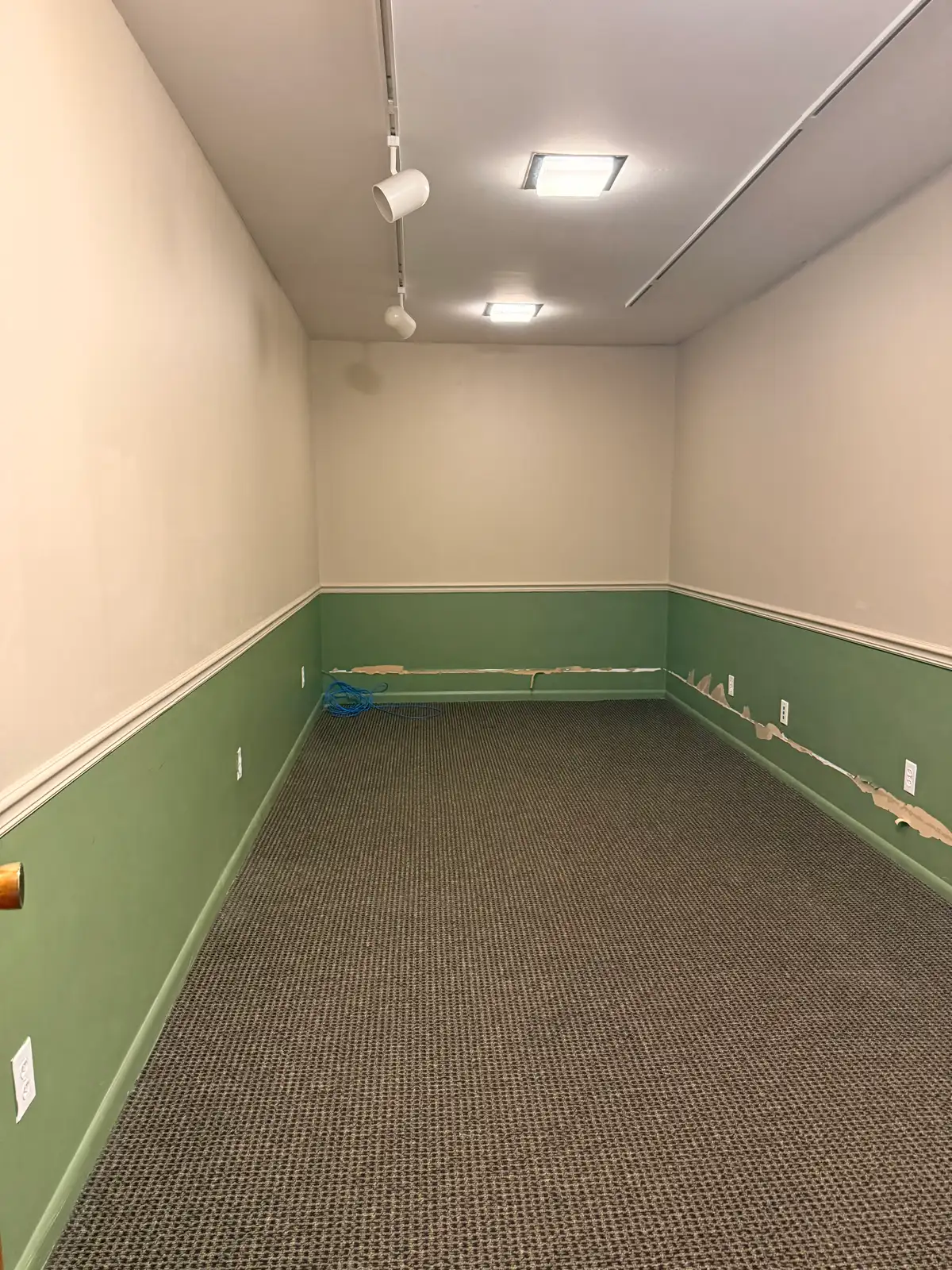 38 N Union St image 13