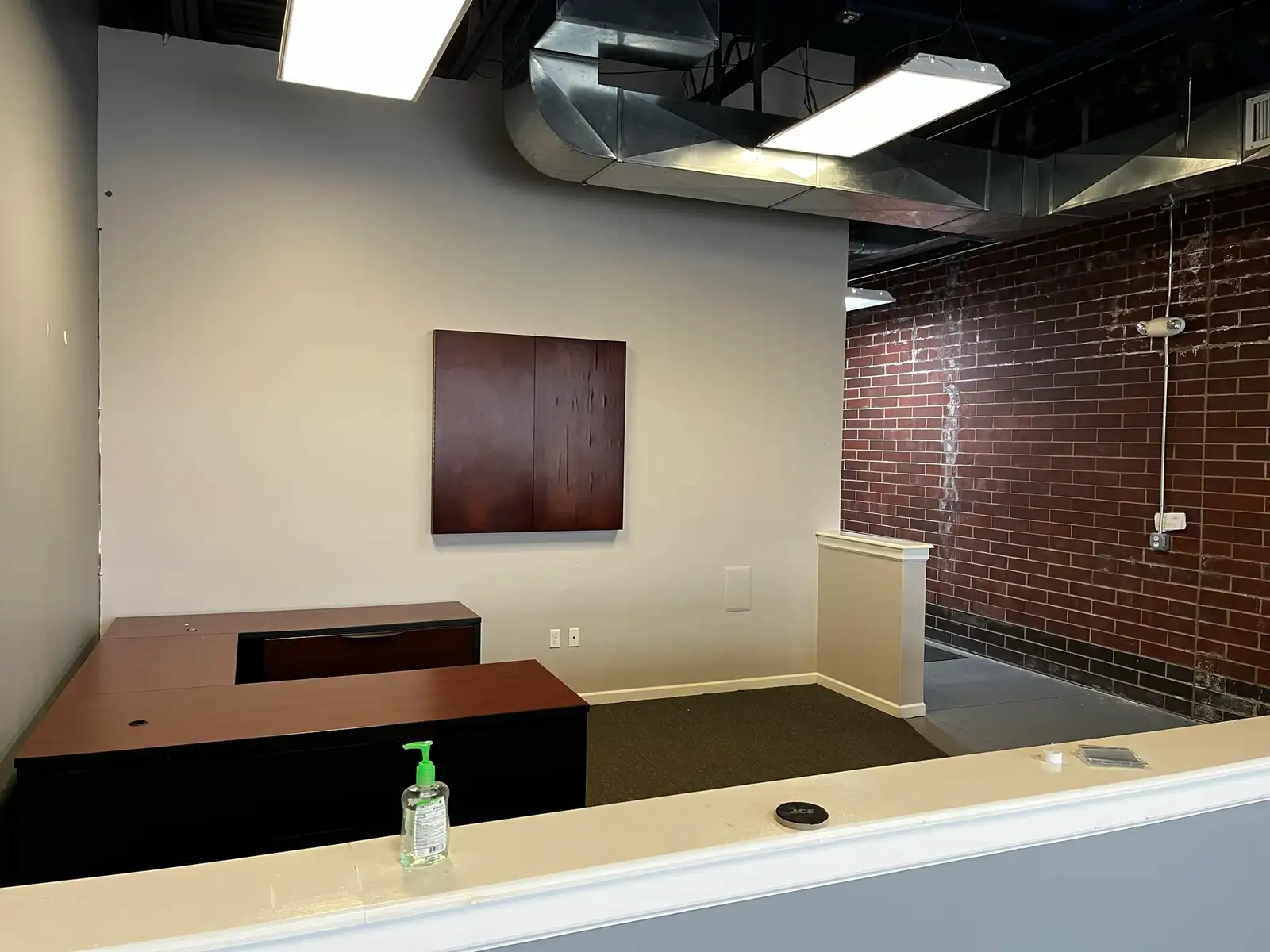 Retail-Office Suite For Lease image 6