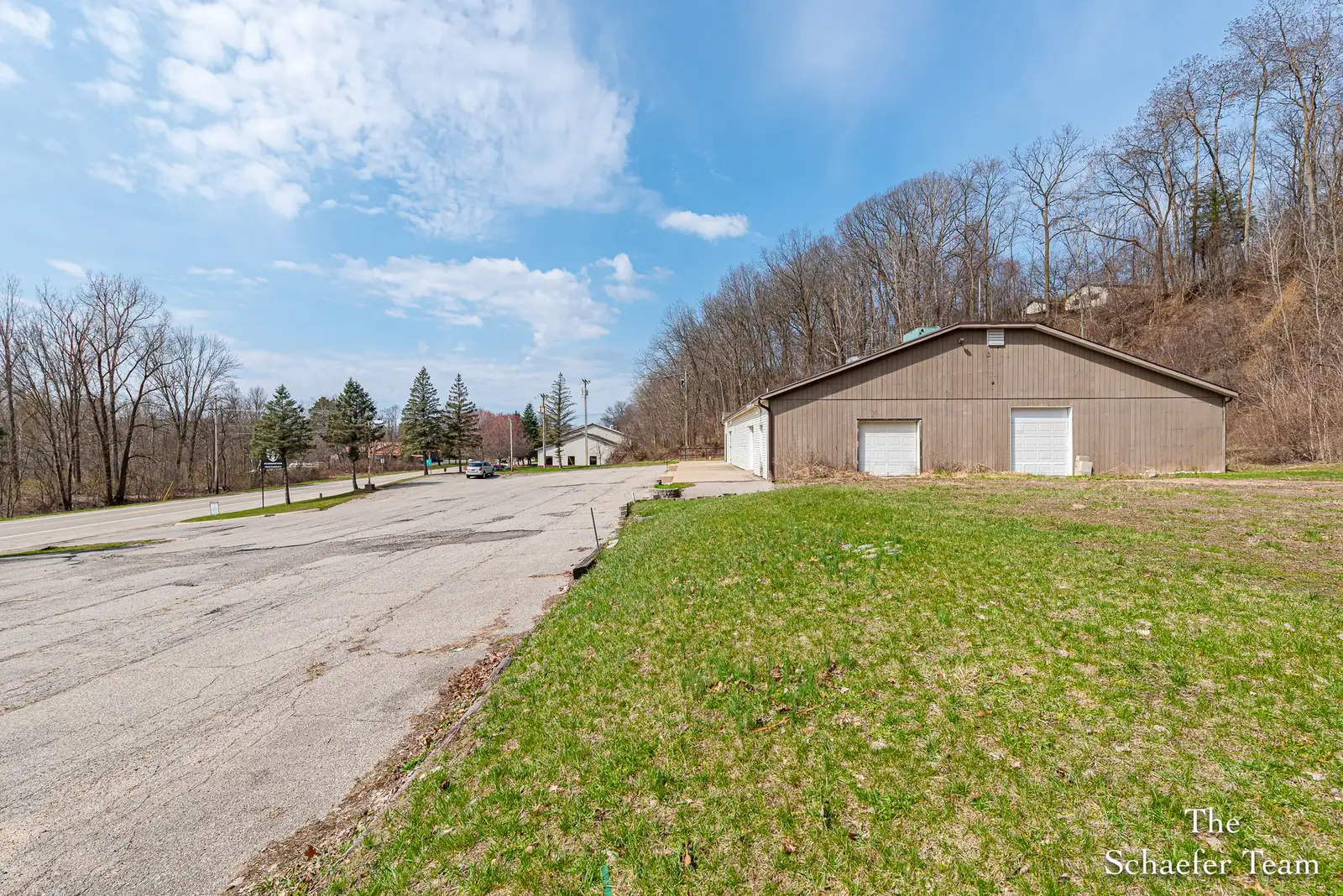 14043 Fulton St E image 16