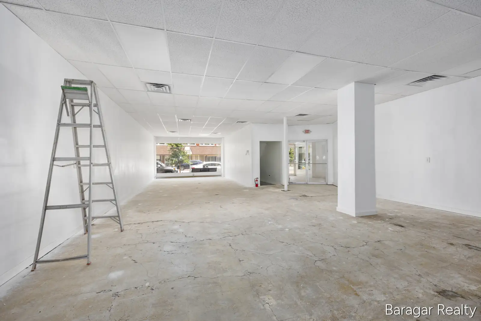 133 S Lafayette St image 21