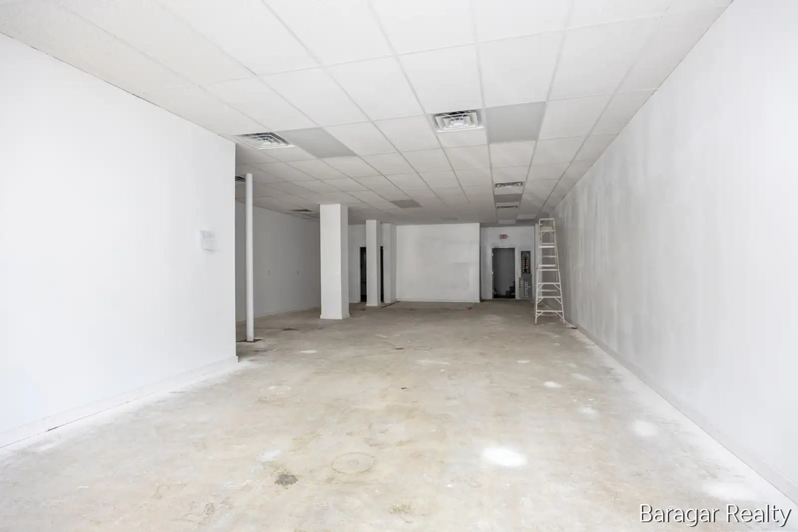 133 S Lafayette St image 18