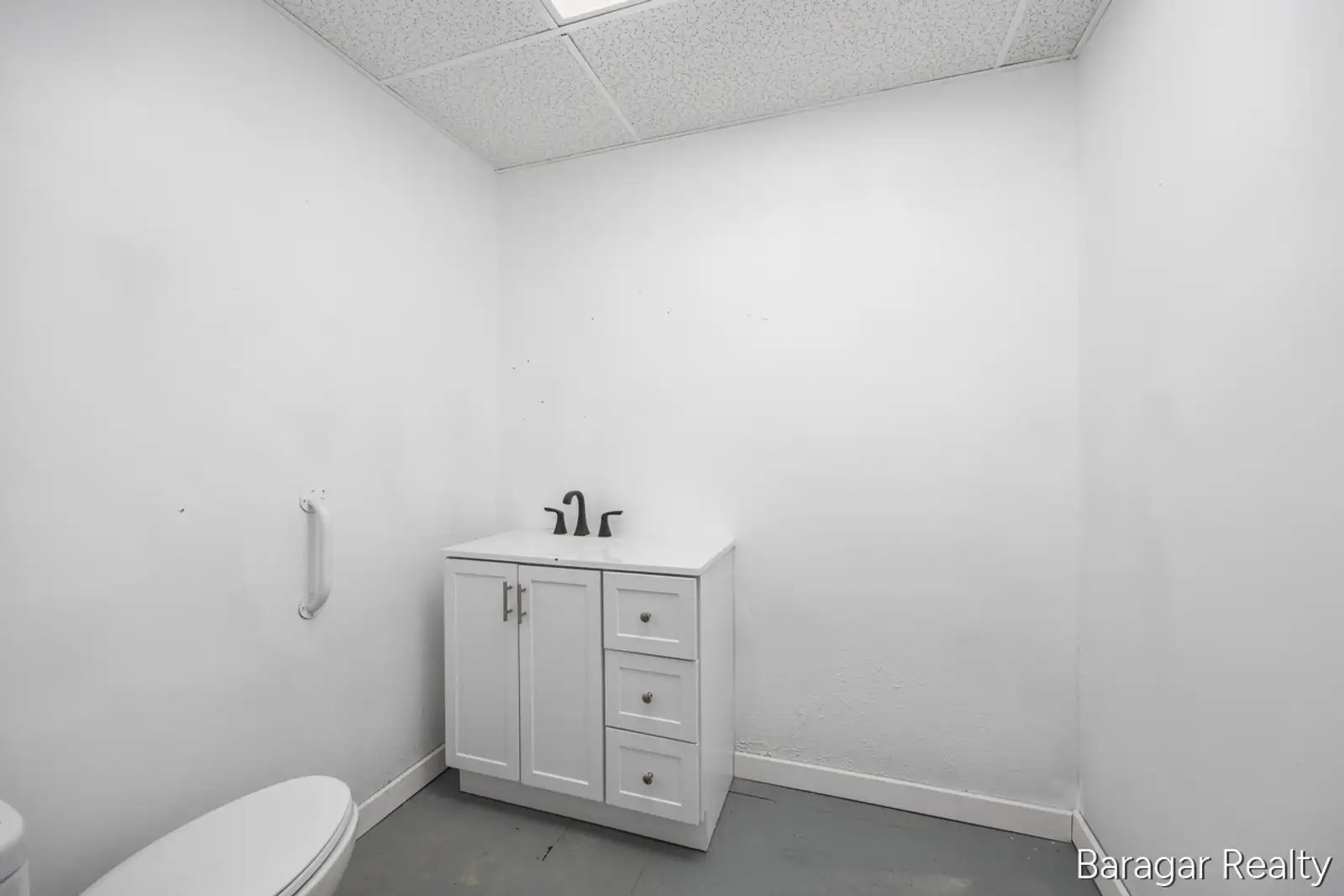 133 S Lafayette St image 12