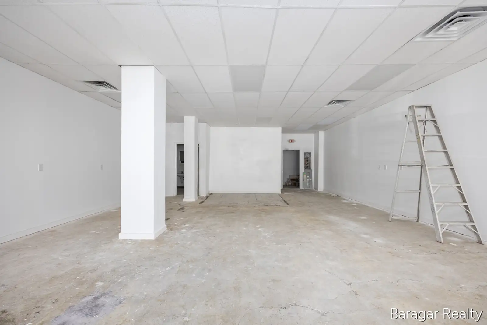 133 S Lafayette St image 19