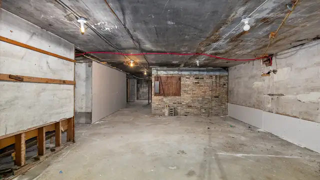 View image 31