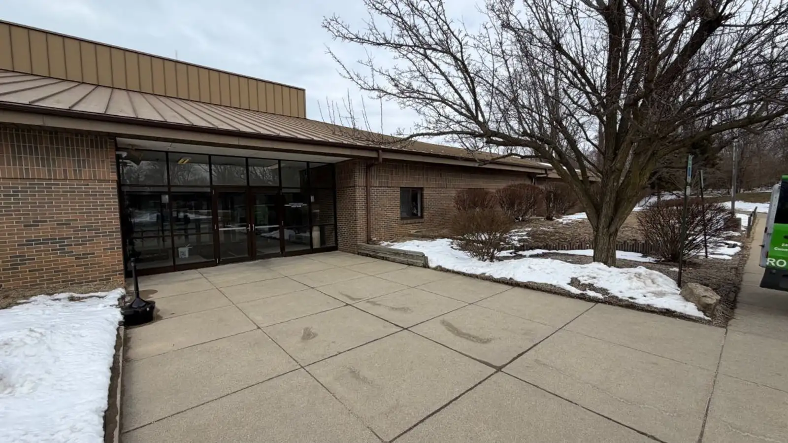 497 Waukonda Ave image 3