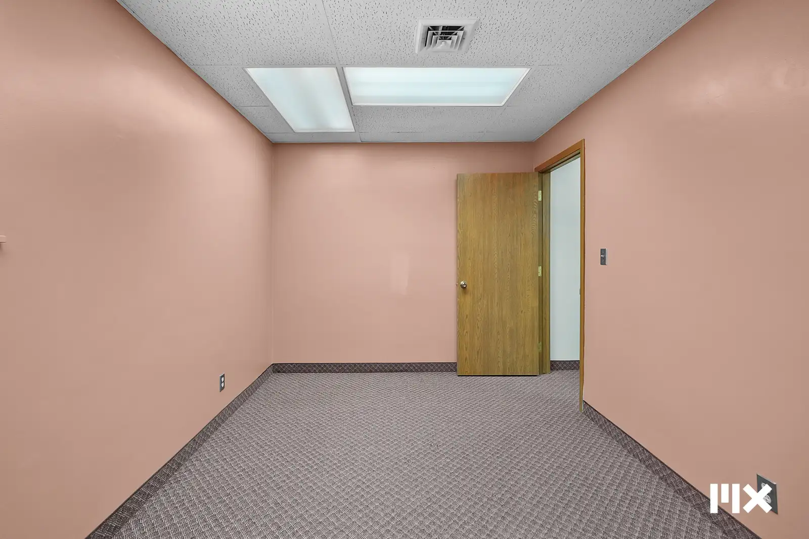 Individual Office space for lease image 18