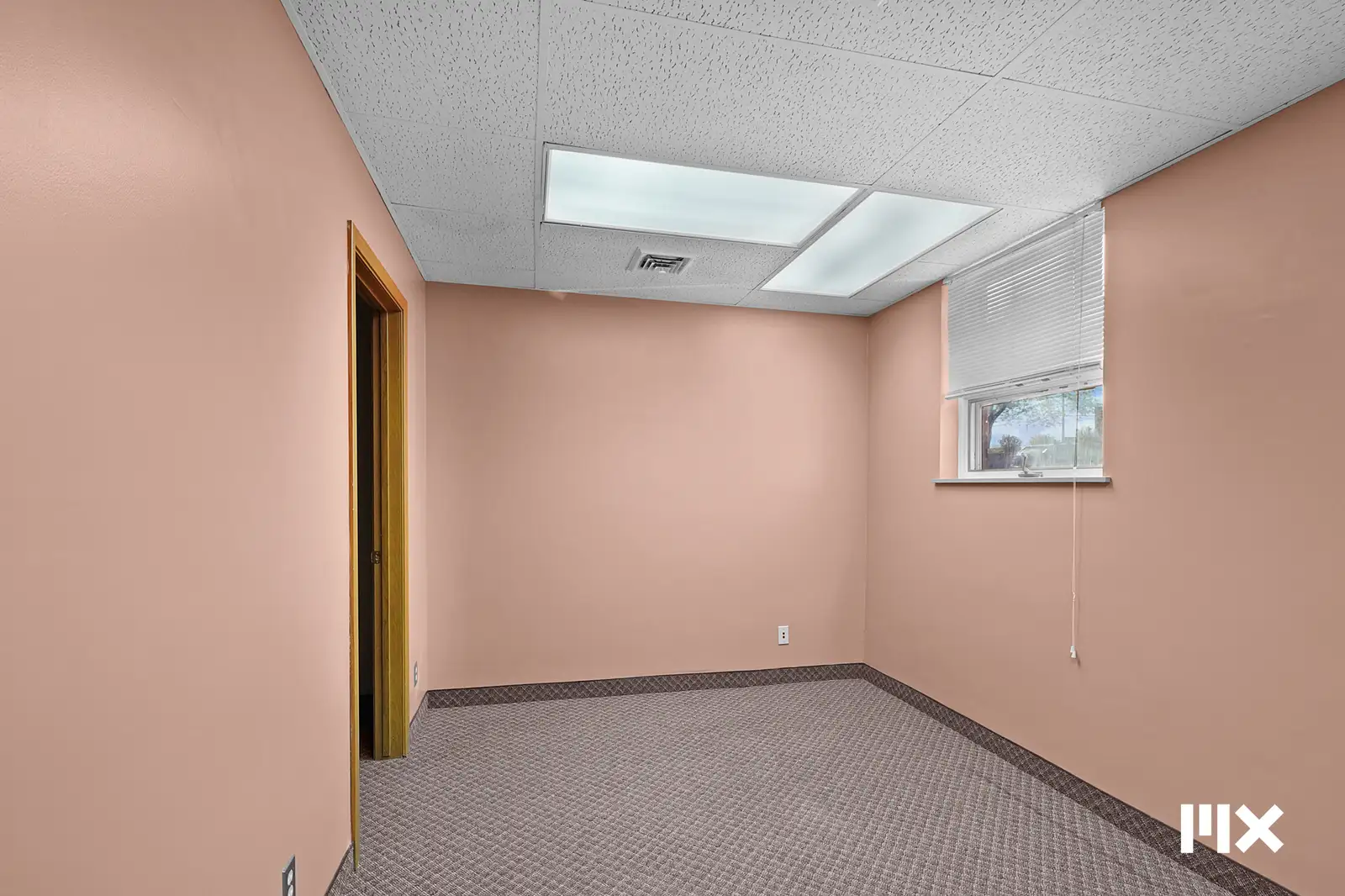 Individual Office space for lease image 16
