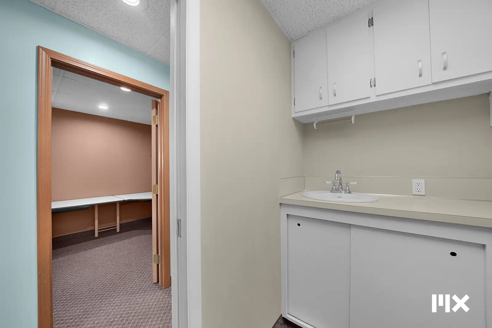 Individual Office space for lease image 15