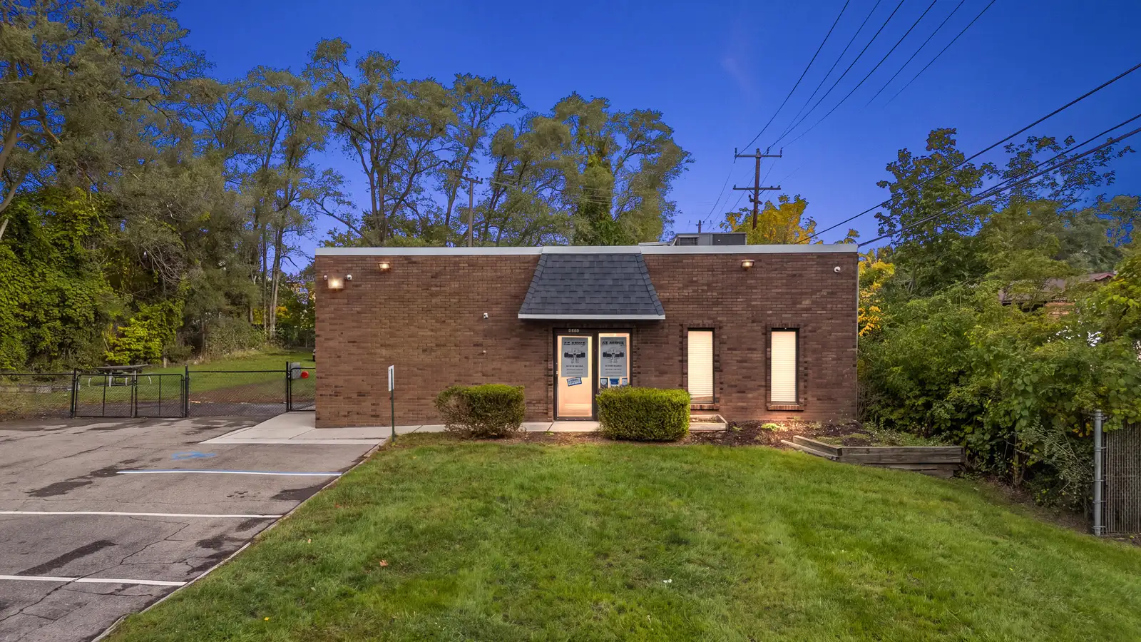 8111 Wiloray image 3