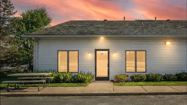7457 M E Cad Boulevard, Unit# 100 thumbnail 3