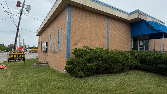 2620 W Genesee Ave thumbnail 3