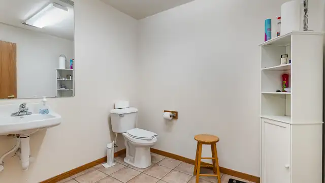 View image 17