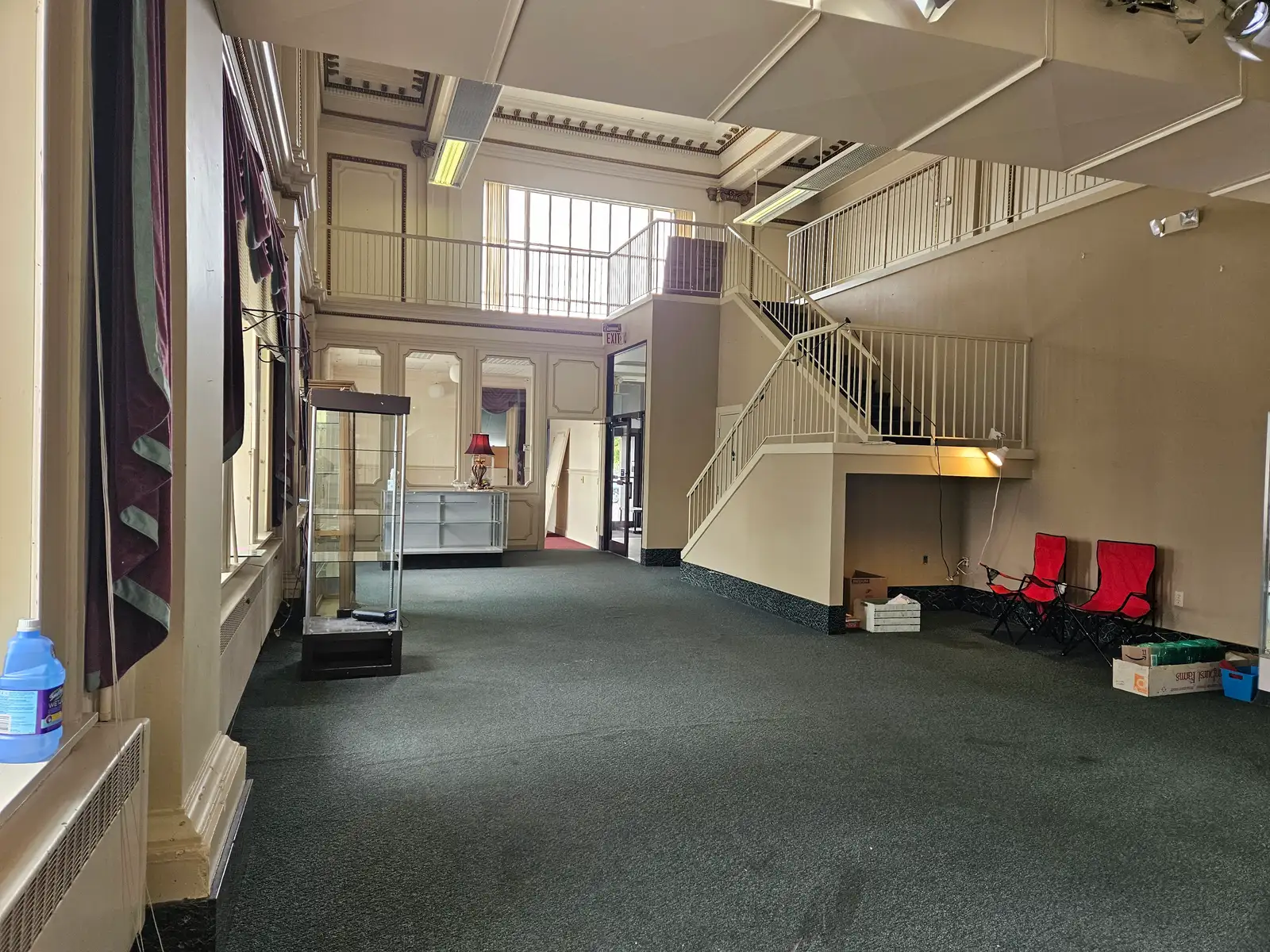 400 Court St image 7