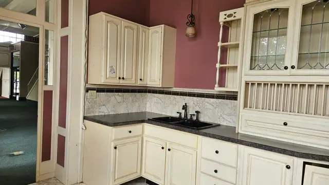 View image 11