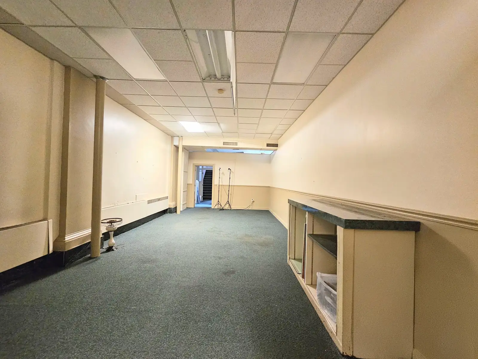 400 Court St image 12