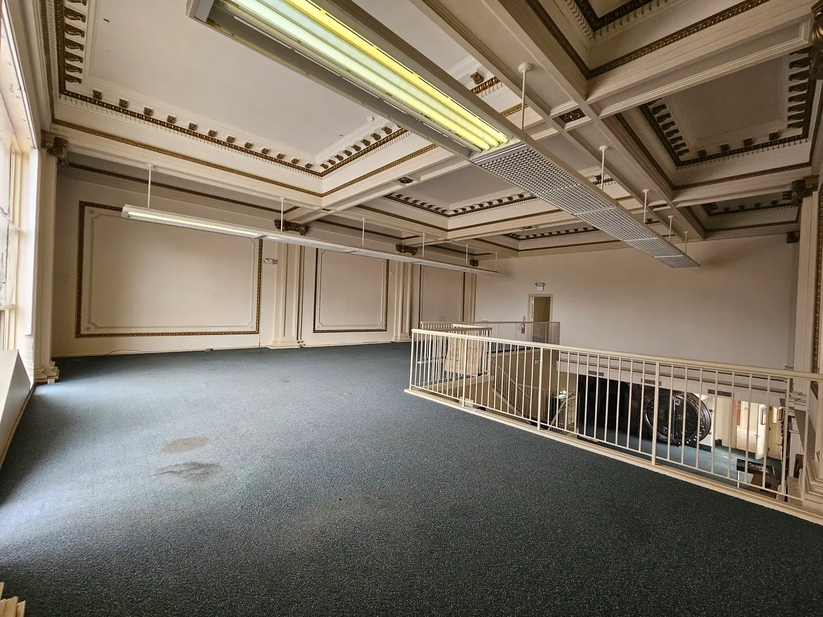 400 Court St image 16