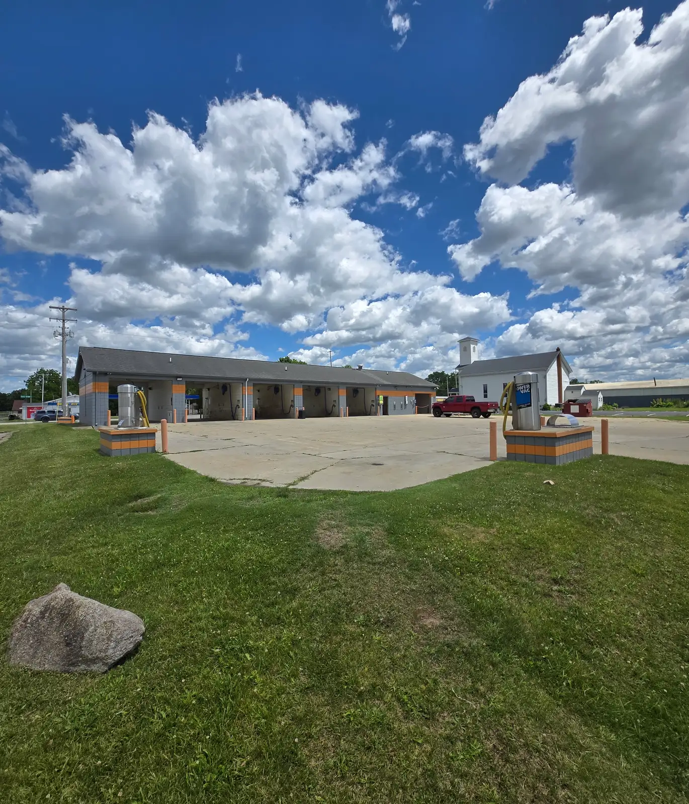 Clio Car Wash For Sale! image 20