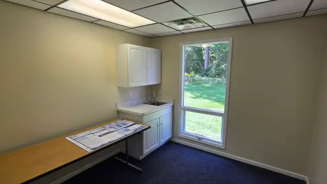 7990 W Grand River Ave thumbnail 5