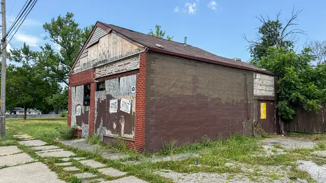 1902 Nebraska Ave thumbnail 2