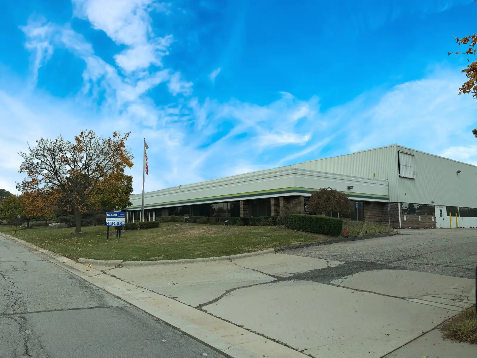 1227 Centre Rd