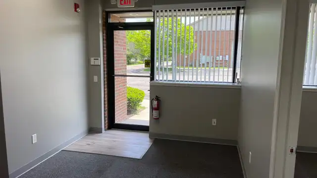 DeWitt Rd Multi-Tenant Building thumbnail 3
